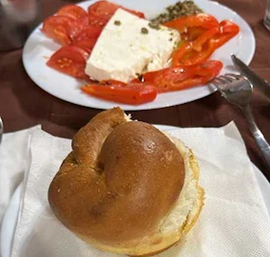 Сезонни продукти и традиционна кухня край Враца